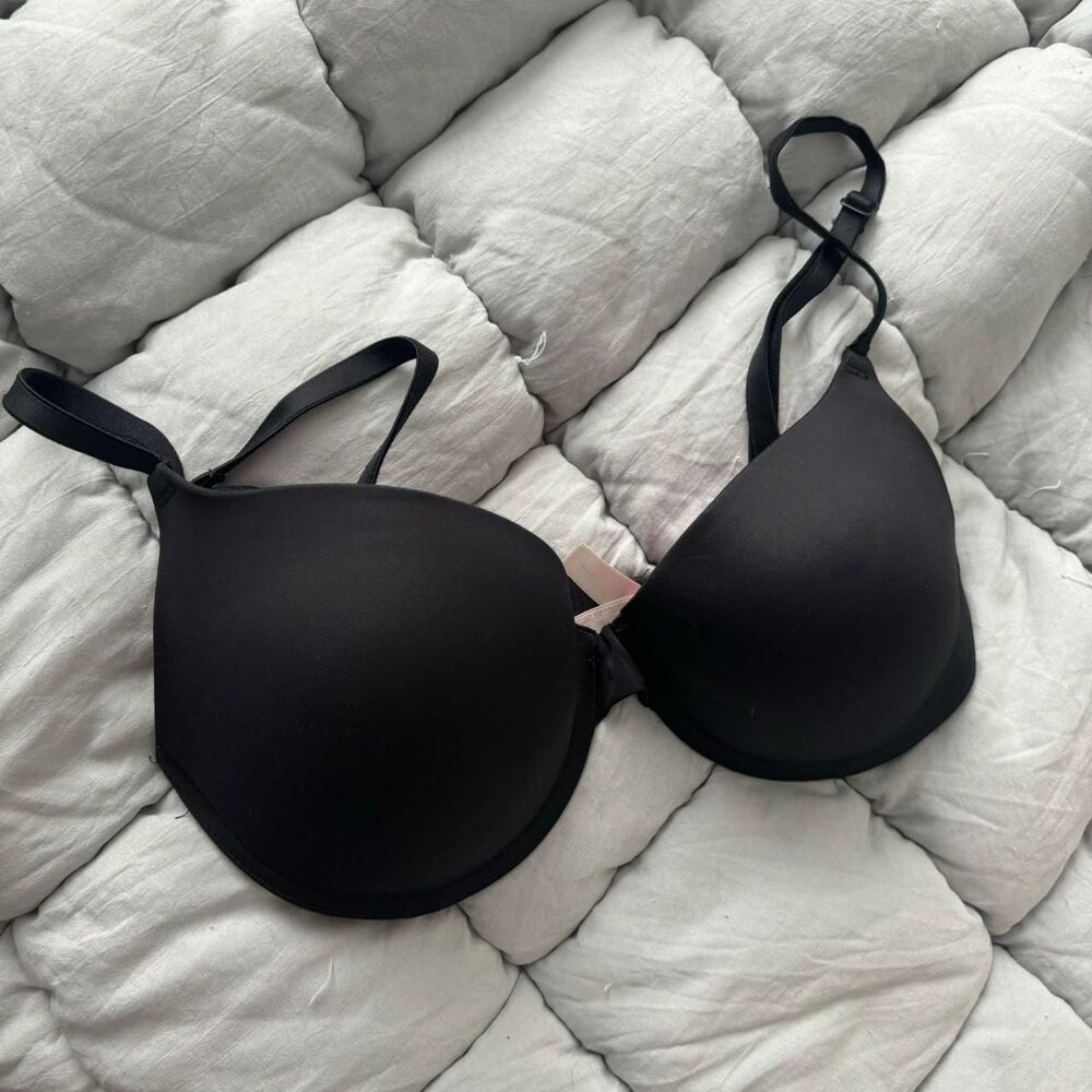 Victoria Secret Black Everyday Bra 32D
